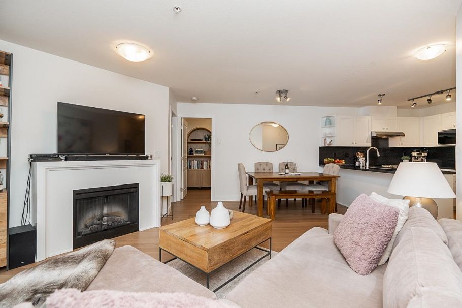 326 738 E 29th Avenue Vancouver, BC - 10