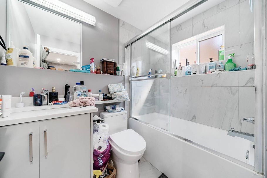 4841 Dumfries Street Vancouver, BC - 23