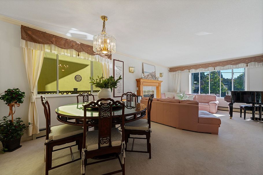 2133 W 49th Avenue Vancouver, BC - 7