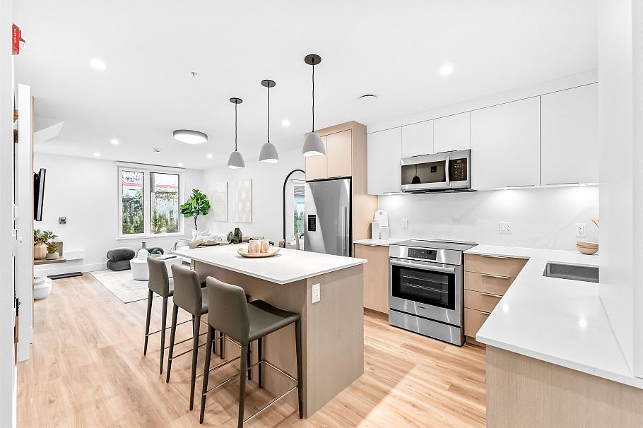 308 2250 E 1st Avenue Vancouver, BC - 9