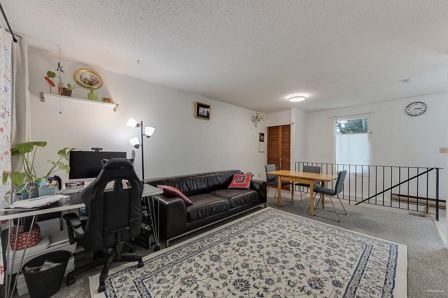 308 E King Edward Avenue Vancouver, BC - 20