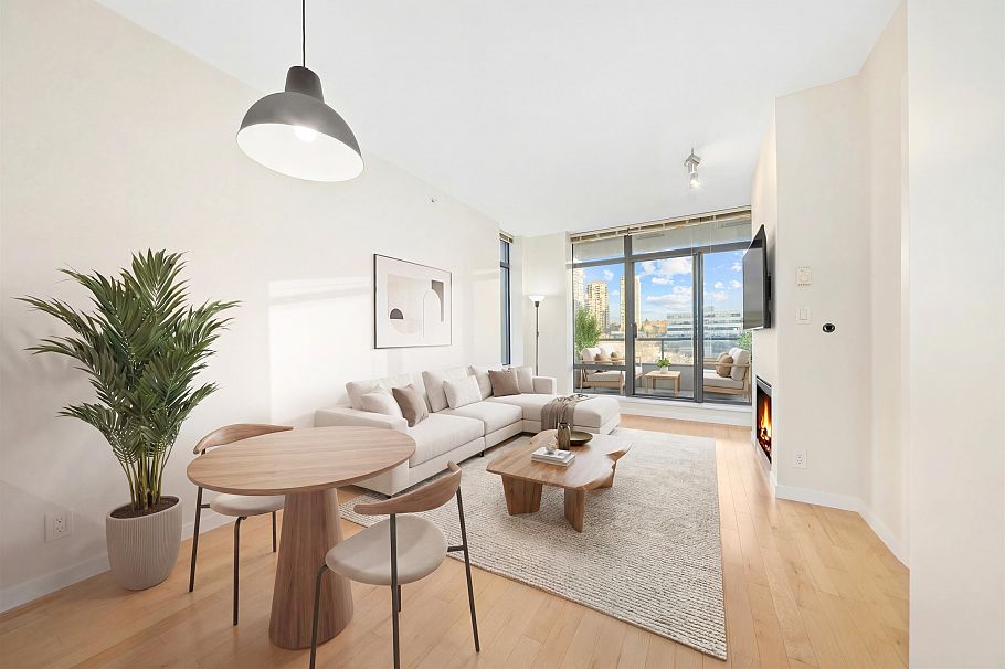 605 2345 Madison Avenue Burnaby, BC - 2