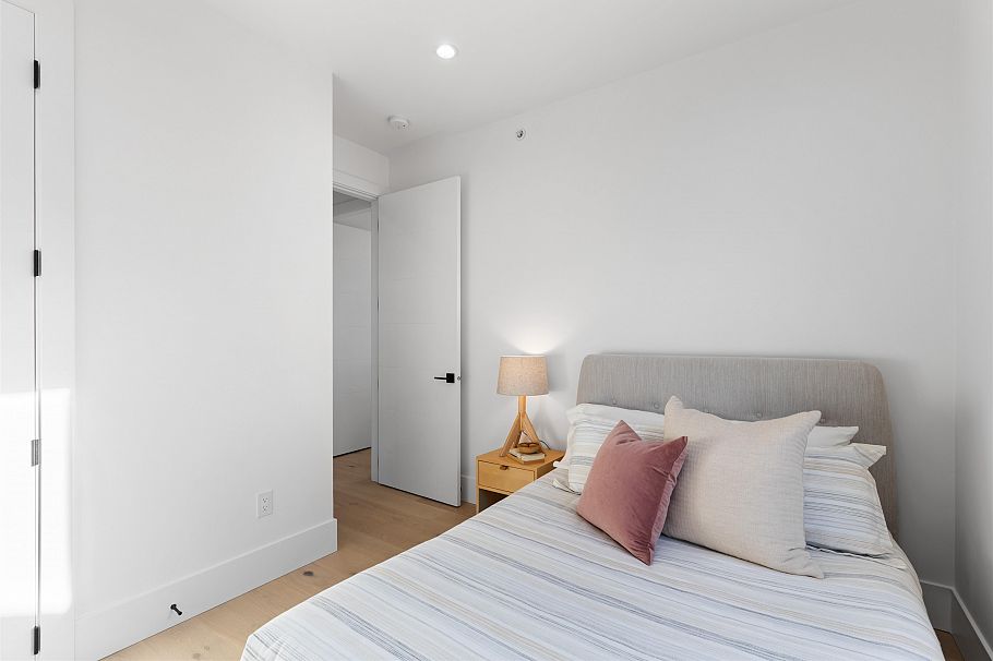 5304 Fraser Street Vancouver, BC - 29