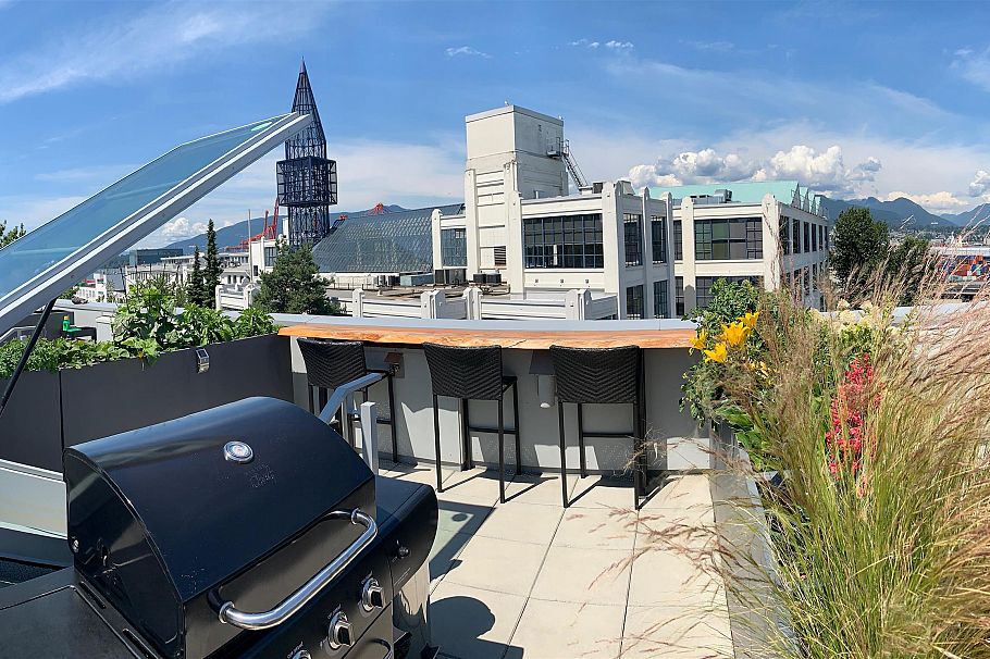 305 626 Alexander Street Vancouver, BC - 3