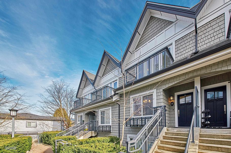 17 5655 Chaffey Avenue Burnaby, BC - 4