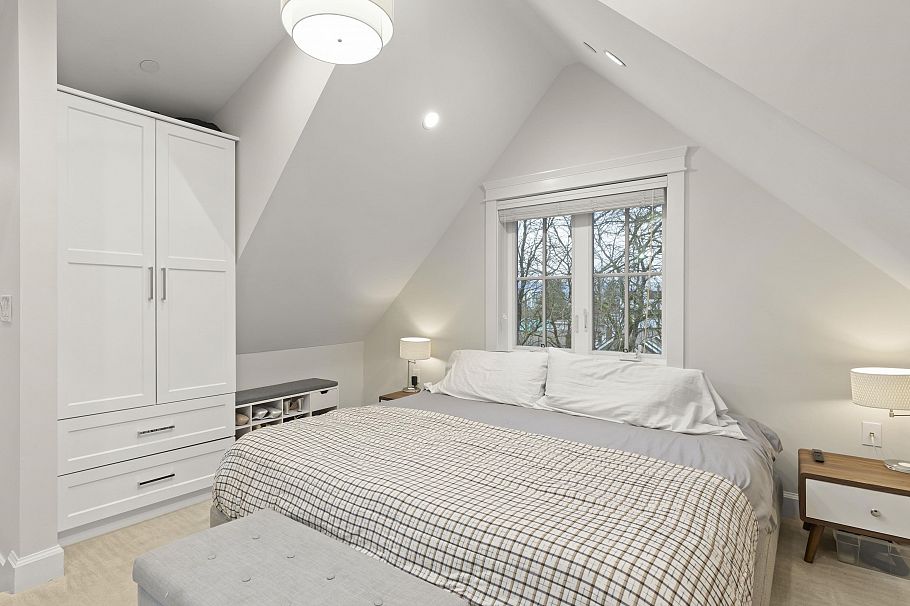 554 E 10th Avenue Vancouver, BC - 21