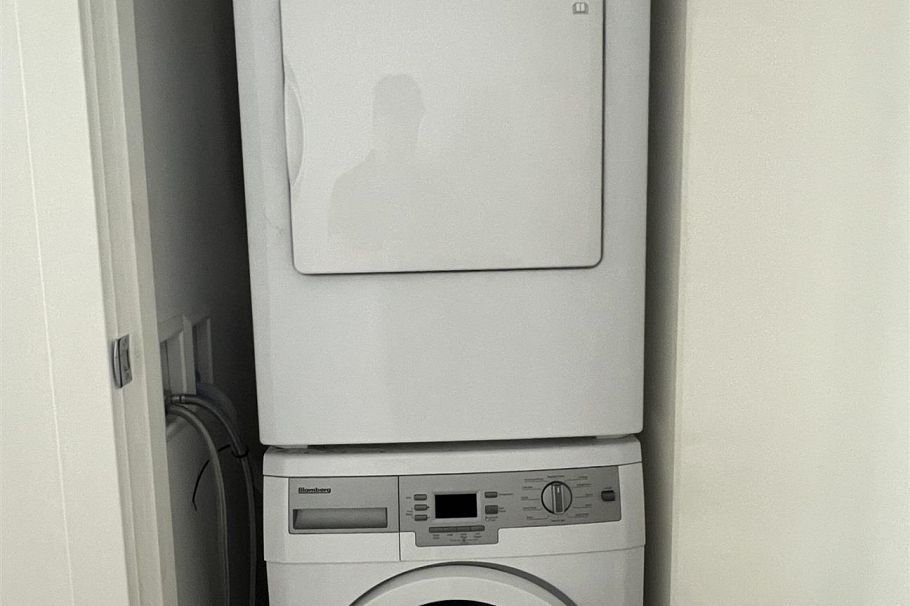 2702 1308 Hornby Street Vancouver, BC - 9