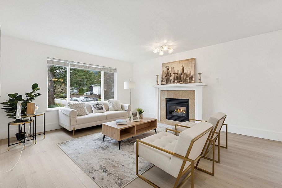 3638 Maginnis Avenue North Vancouver, BC - 4