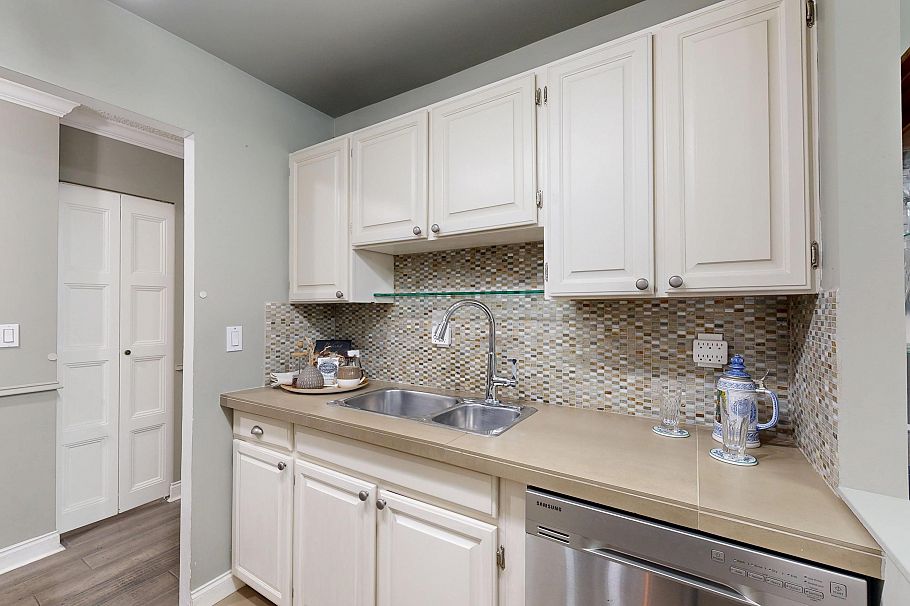 510 1405 W 15th Avenue Vancouver, BC - 25