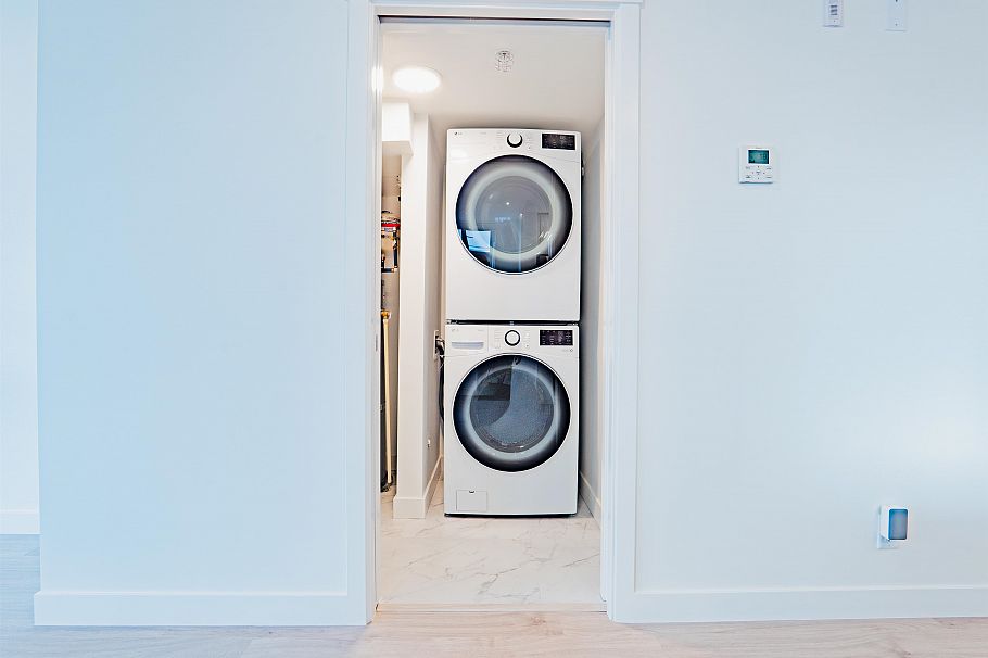 30 10333 River Drive Richmond, BC - 19