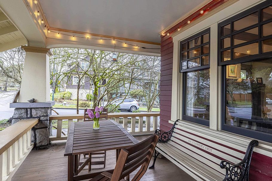 4691 St. Catherines Street Vancouver, BC - 3