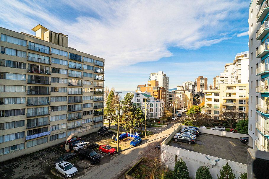 308 1330 Harwood Street Vancouver, BC - 19
