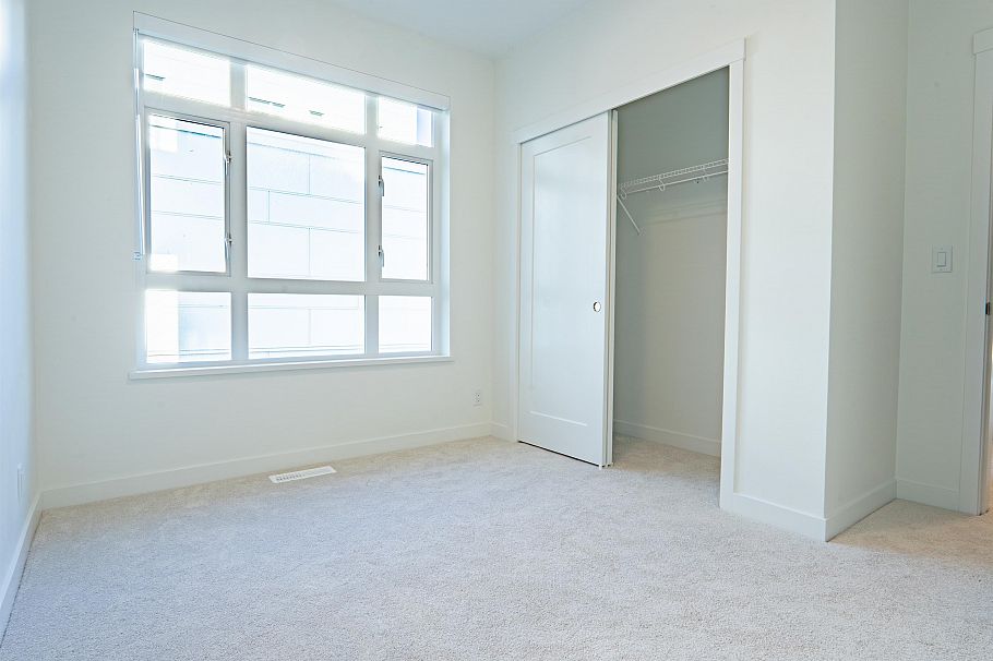 30 10333 River Drive Richmond, BC - 14