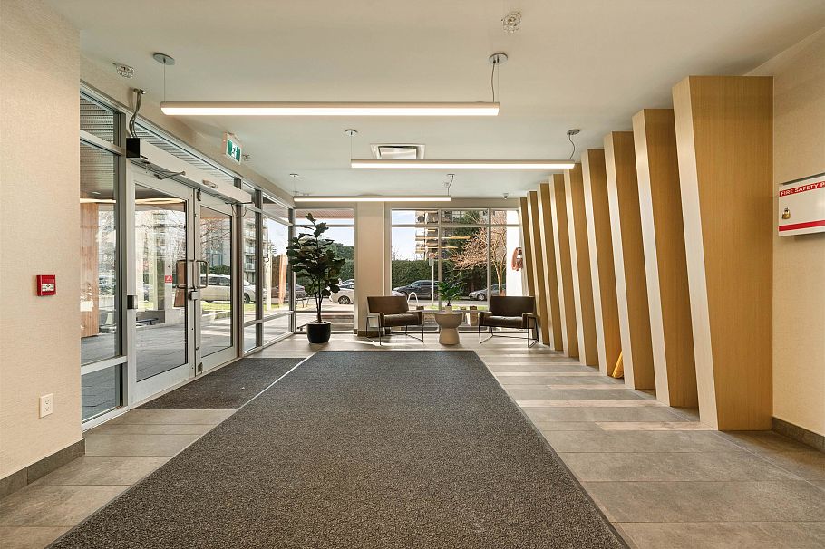 201 108 E 8th Street North Vancouver, BC - 30