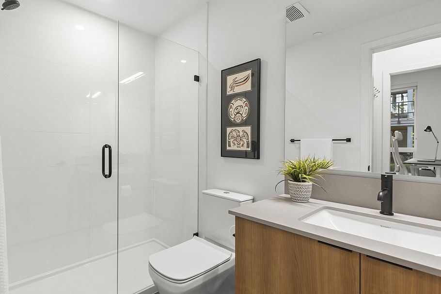 19 533 E 3rd Street North Vancouver, BC - 24