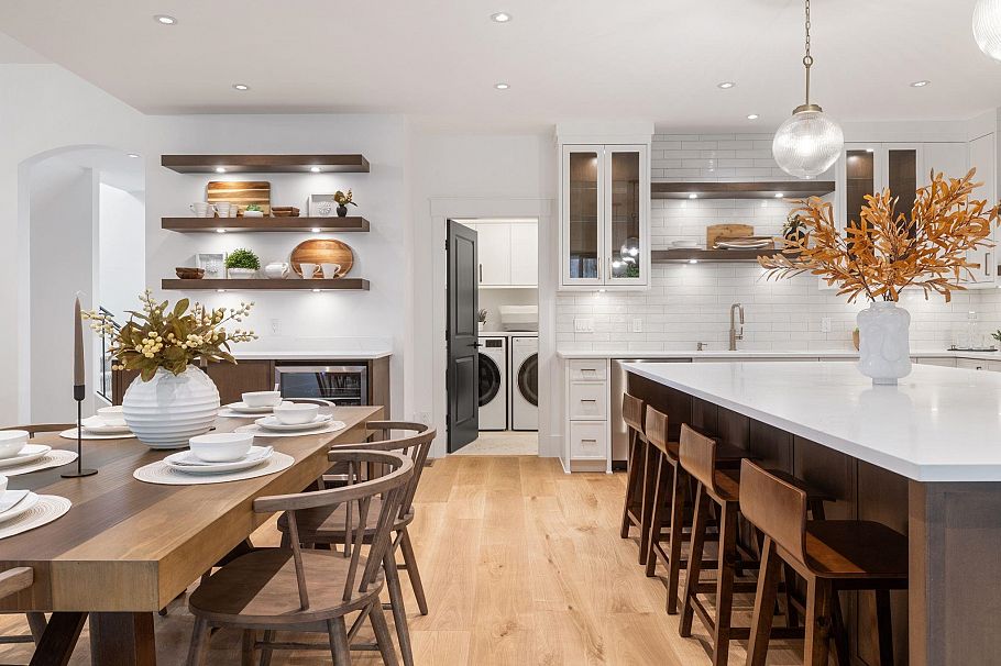 1232 Wellington Drive North Vancouver, BC - 5