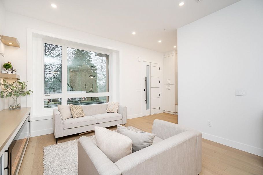 1 2753 Nanaimo Street Vancouver, BC - 7