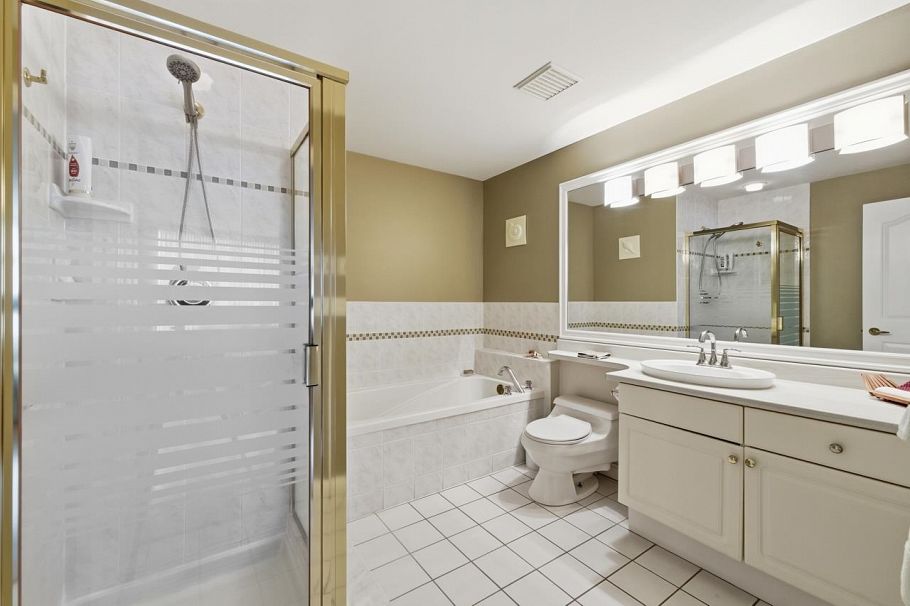 19C 6128 Patterson Avenue Burnaby, BC - 24