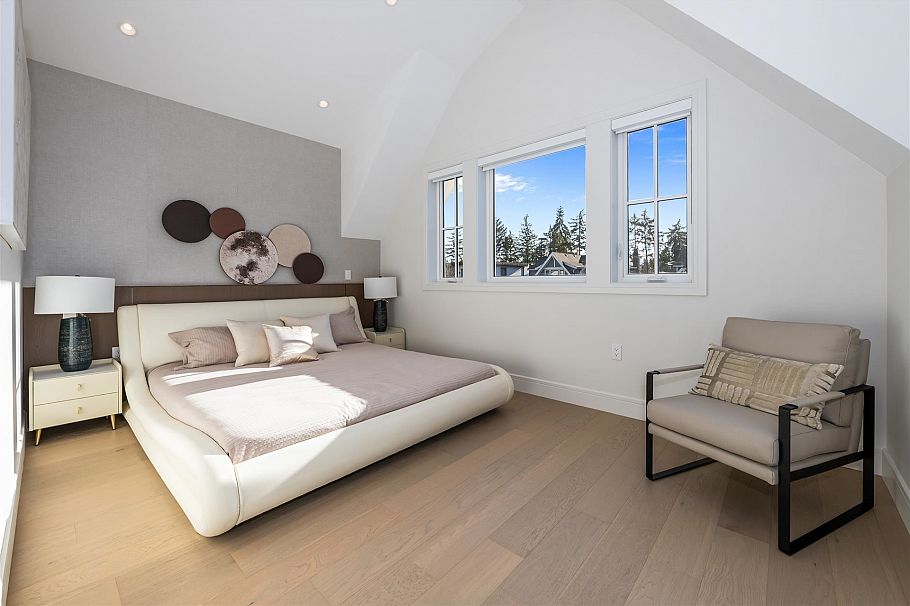 3852 W 50th Avenue Vancouver, BC - 11