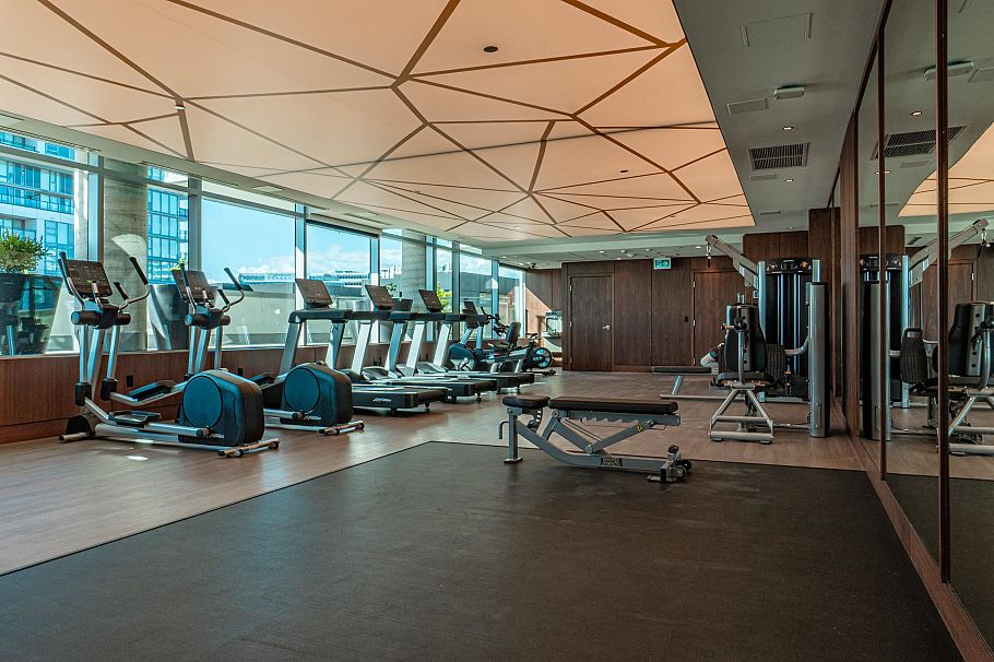 8608 Hazelbridge Way Richmond, BC - 35