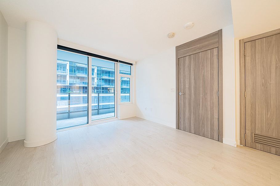 8608 Hazelbridge Way Richmond, BC - 8