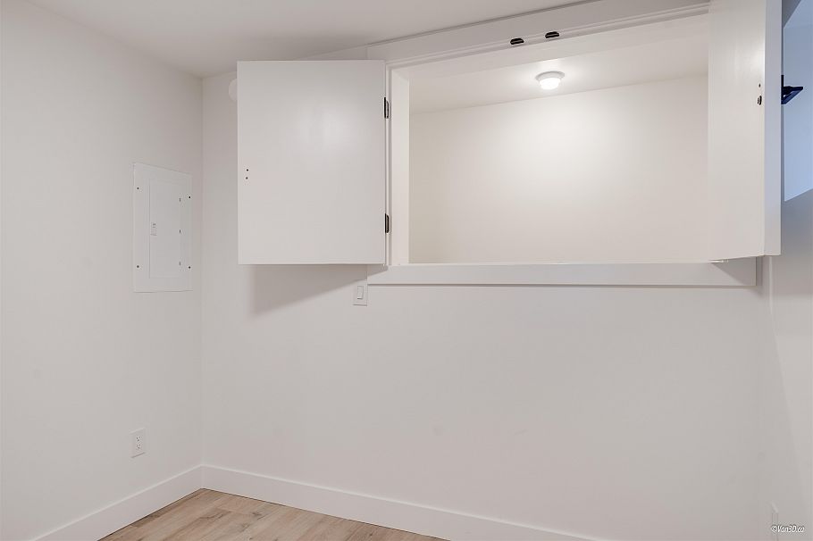 1167 E 63rd Avenue Vancouver, BC - 31