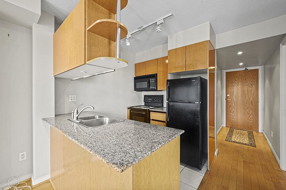 1804 1189 Howe Street Vancouver, BC - 6