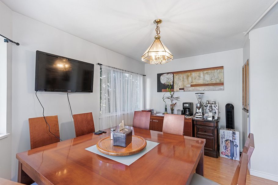 332 St. Patricks Avenue North Vancouver, BC - 7