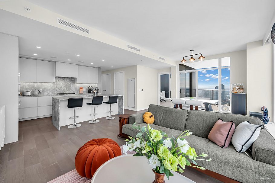 1906 7433 Cambie Street Vancouver, BC - 6