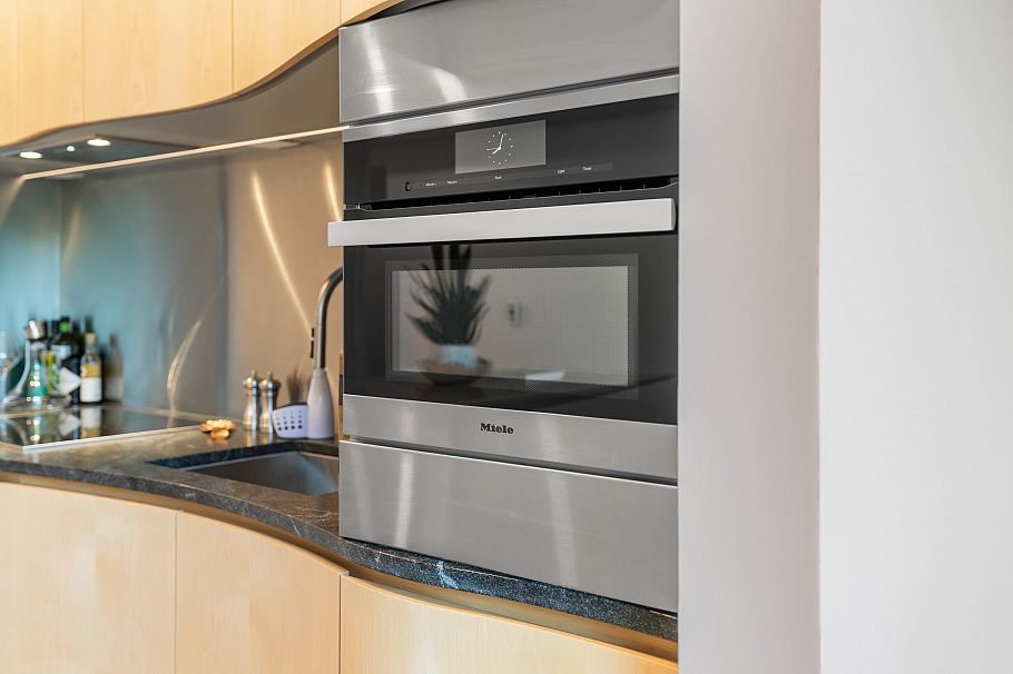 501 1568 Alberni Street Vancouver, BC - 12