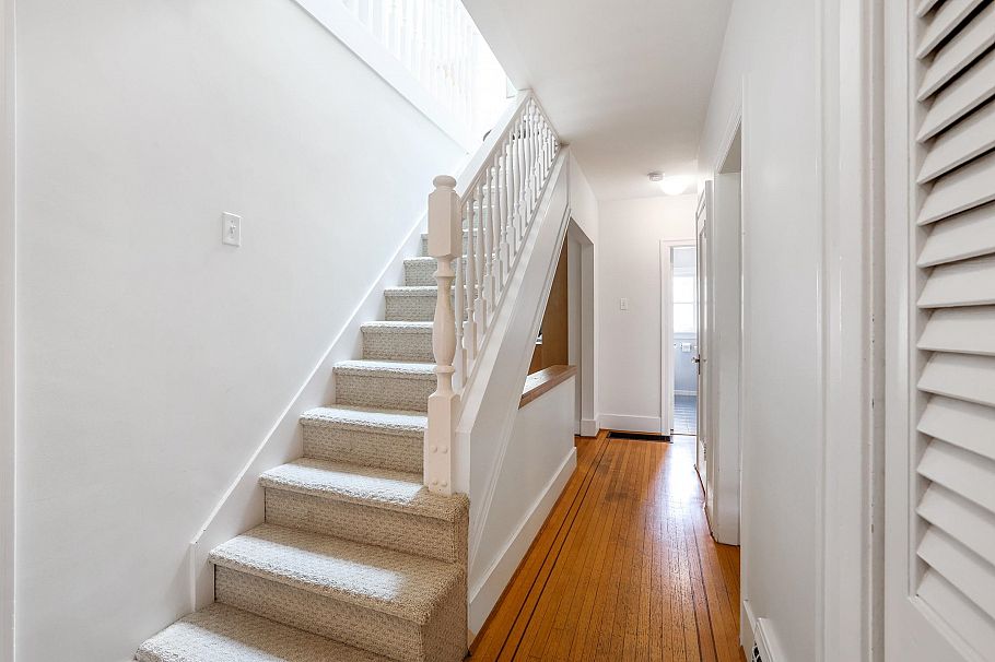 3962 W 22nd Avenue Vancouver, BC - 20