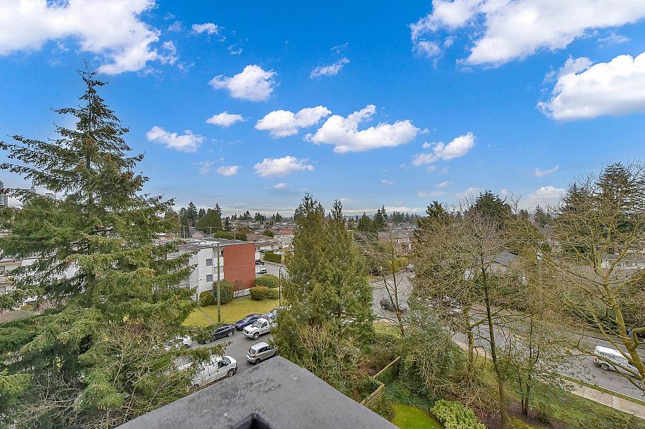 605 6759 Willingdon Avenue Burnaby, BC - 21