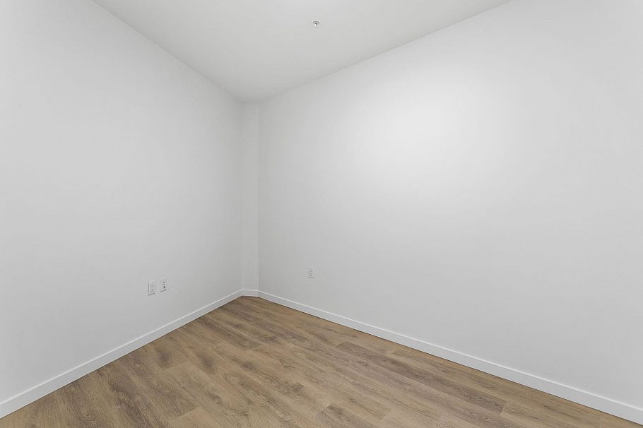 201 725 Marine Drive North Vancouver, BC - 20