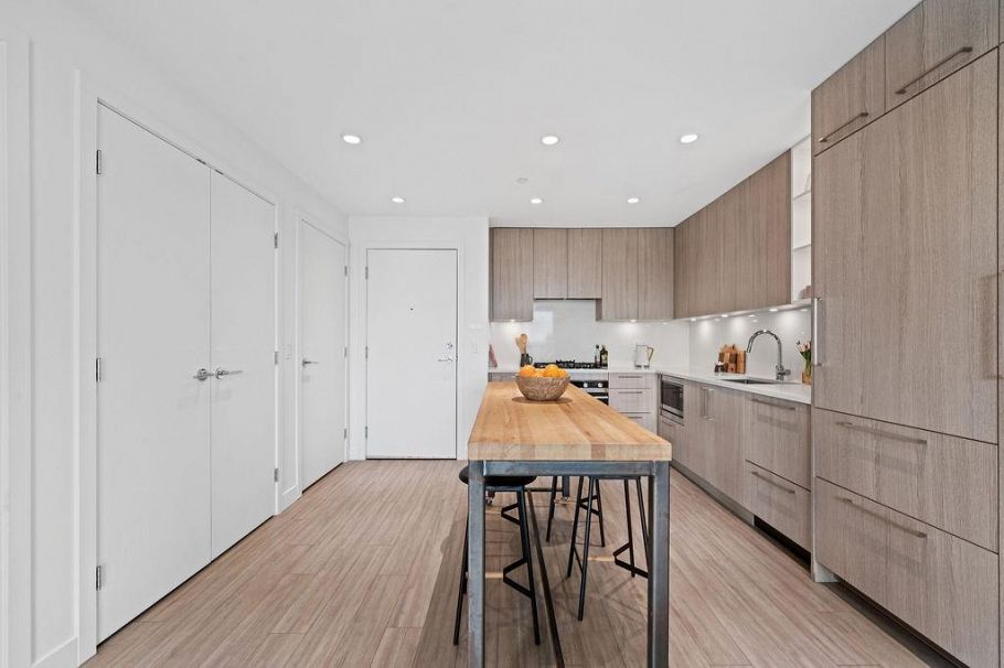 309 747 E 3rd Street North Vancouver, BC - 11