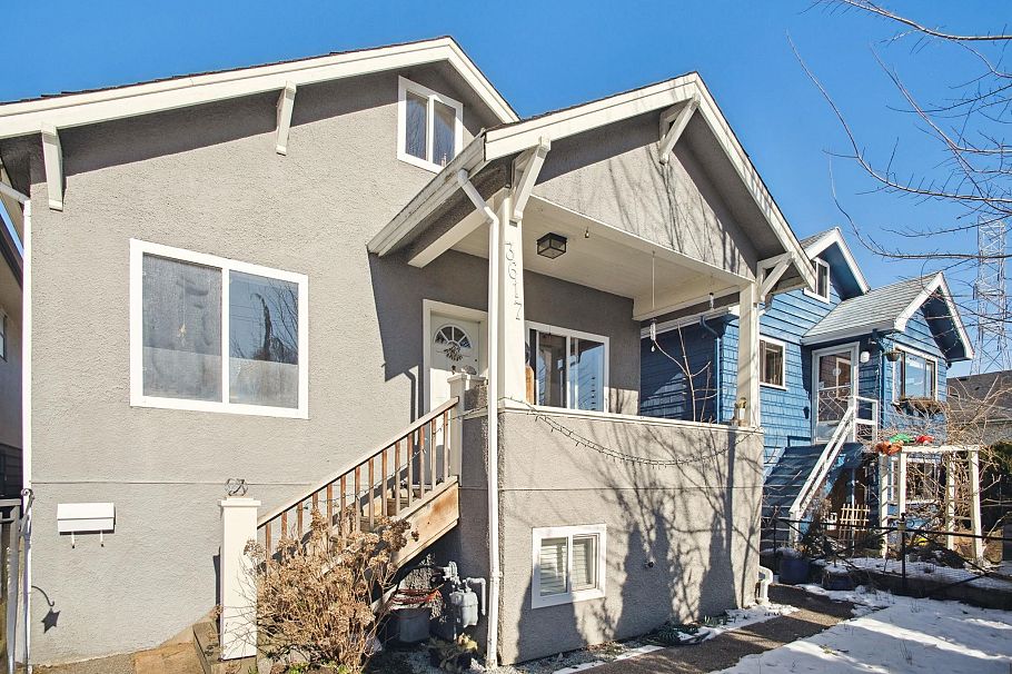 3617 Adanac Street Vancouver, BC - 25