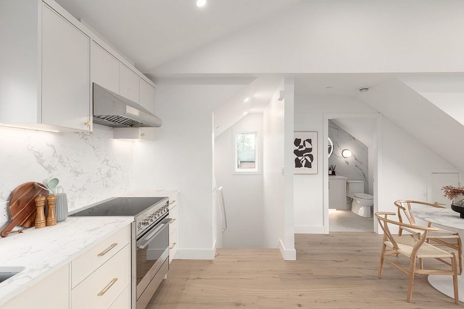 464 E 17th Avenue Vancouver, BC - 6