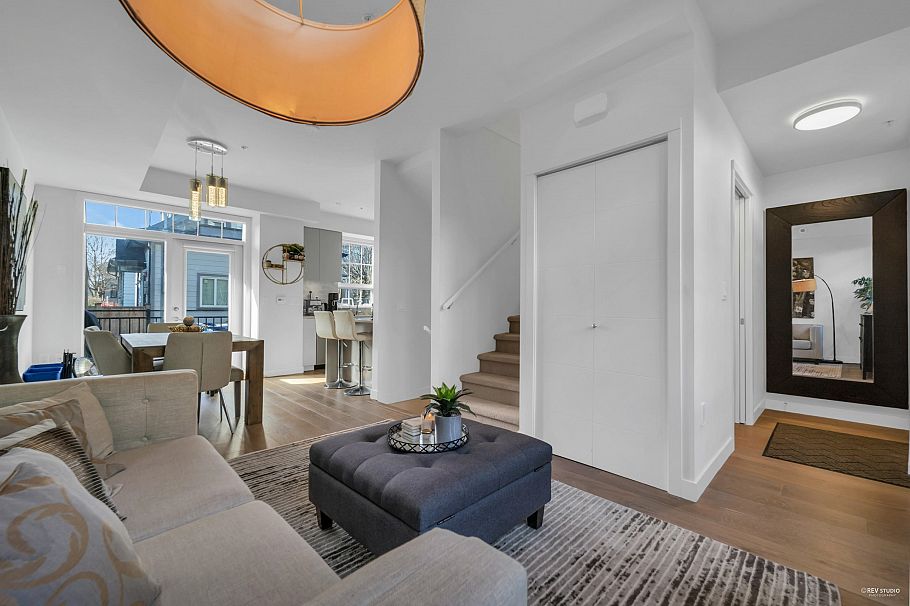 7901 Oak Street Vancouver, BC - 8