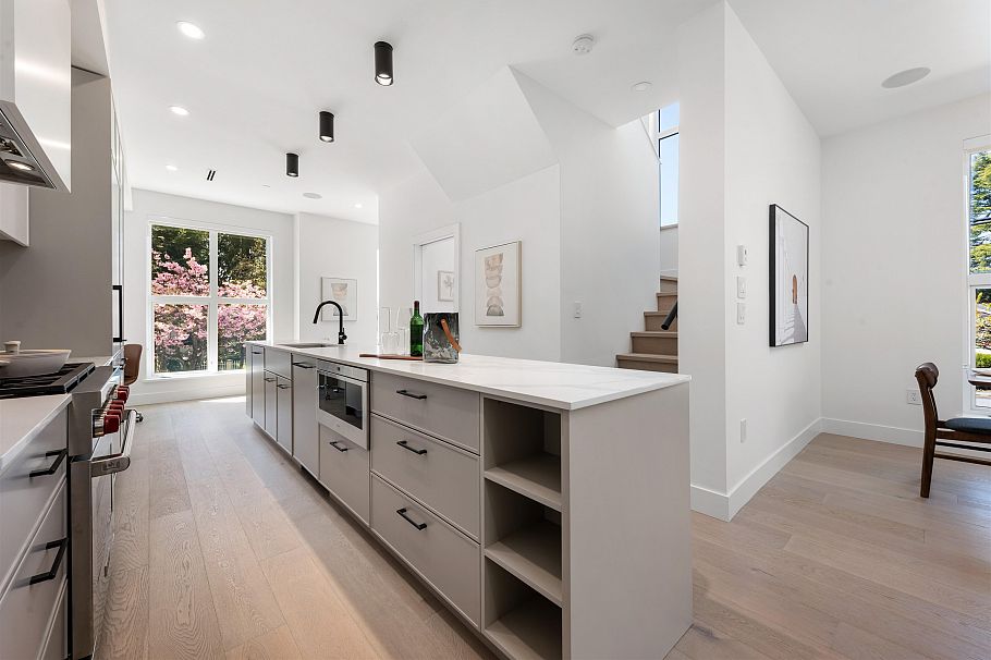 1495 W 52nd Avenue Vancouver, BC - 7