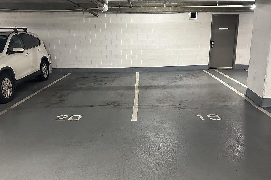 105 3294 Mt Seymour Parkway North Vancouver, BC - 26