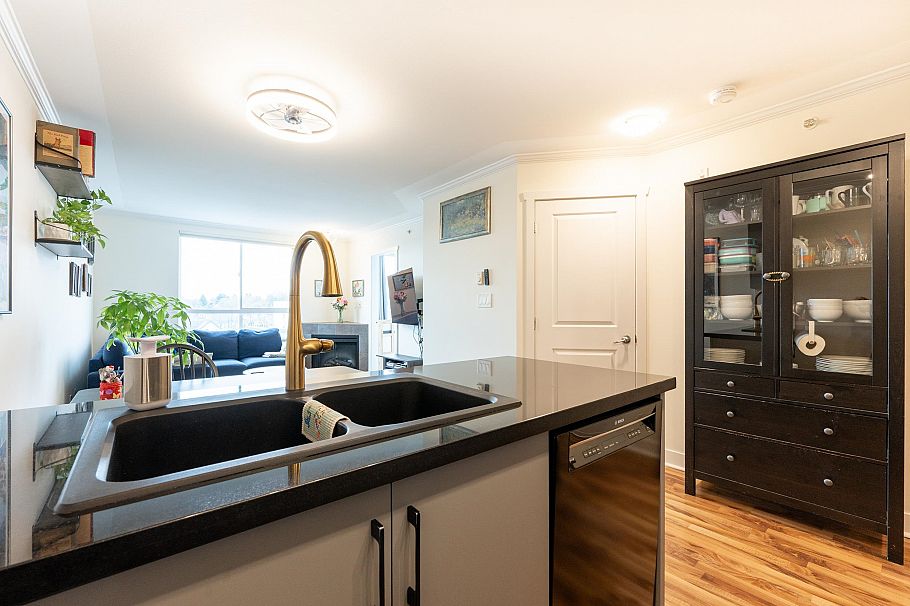 PH11 2265 E Hastings Street Vancouver, BC - 28