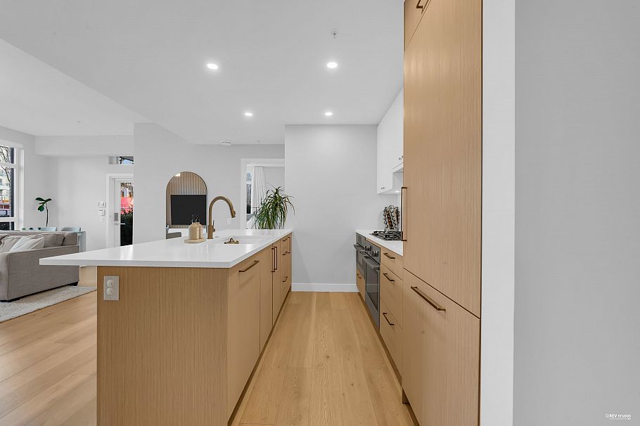 101 5007 Ash Street Vancouver, BC - 6