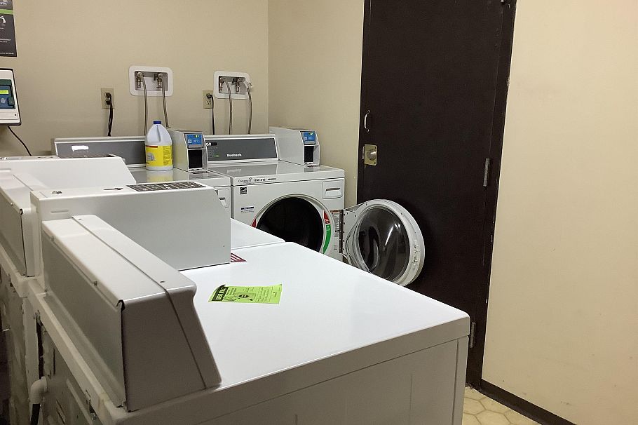 301 16 Lakewood Drive Vancouver, BC - 13