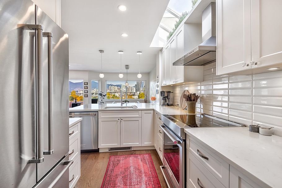 1251 W 7th Avenue Vancouver, BC - 15