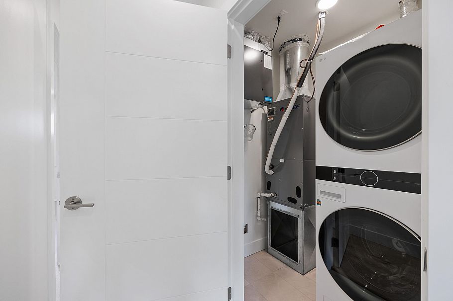 6011 Fremlin Street Vancouver, BC - 20