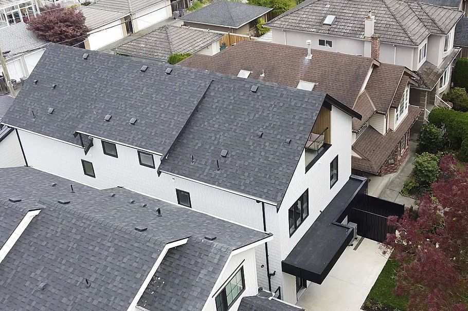 1 2785 W 21 Avenue Vancouver, BC - 26