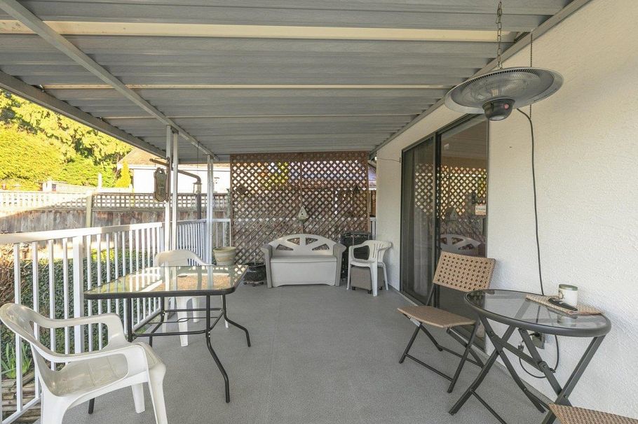 324 W 28th Street North Vancouver, BC - 19