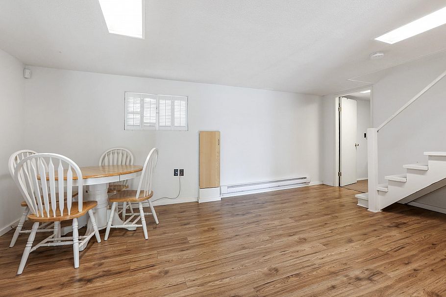 3962 W 22nd Avenue Vancouver, BC - 22