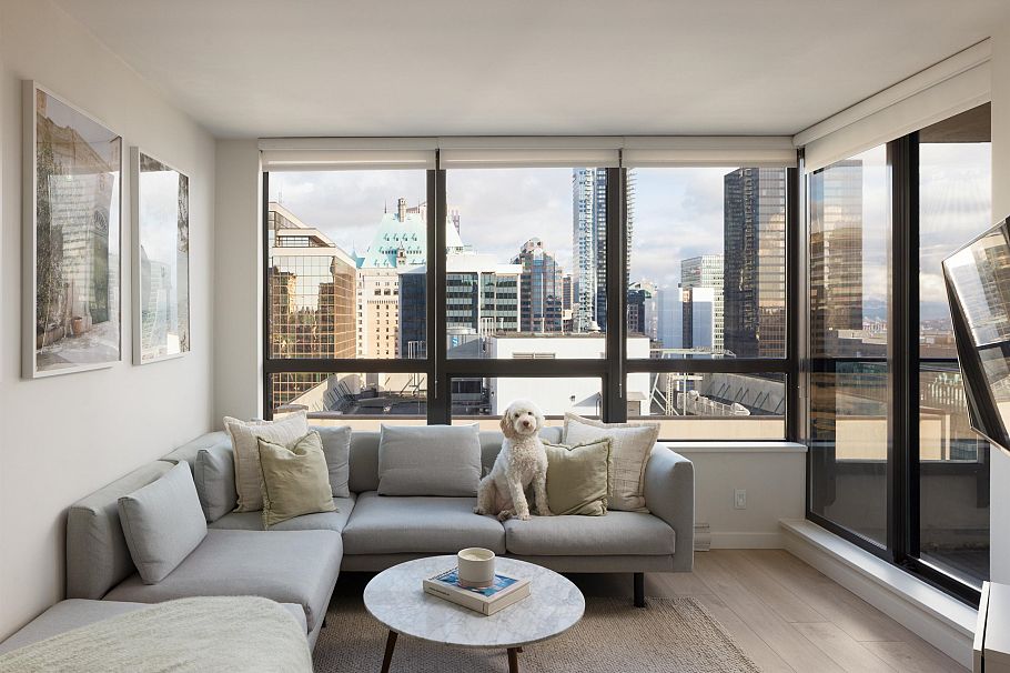 1916 938 Smithe Street Vancouver, BC - 1