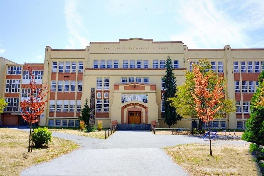 2643 E 8th Avenue Vancouver, BC - 28