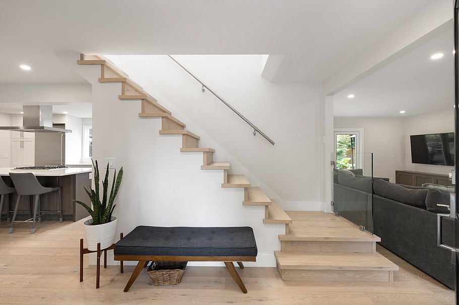 2678 Ailsa Crescent North Vancouver, BC - 4